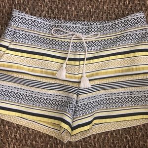 EUC LOFT Yellow Gray White Stripped Shorts Size 6